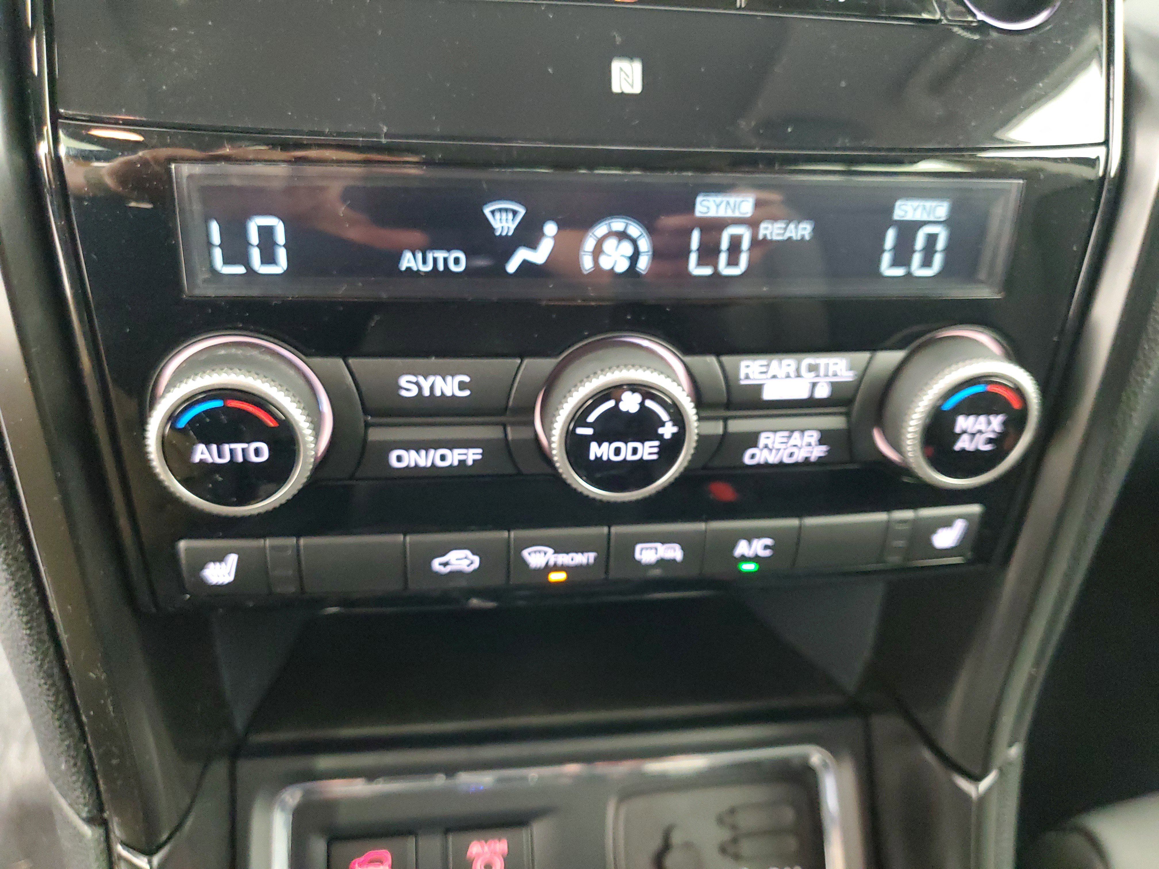 Used 2022 Crystal Black Silica Subaru Onyx Edition image 19