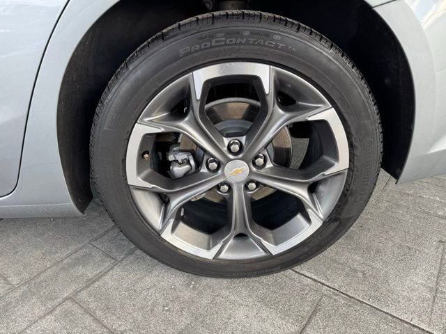 2024 Chevrolet Malibu 1LT photo 3