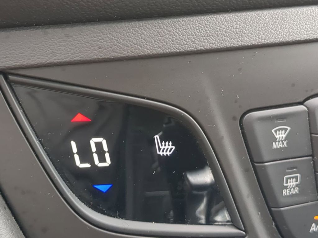 2019 Buick Envision Premium I photo 20