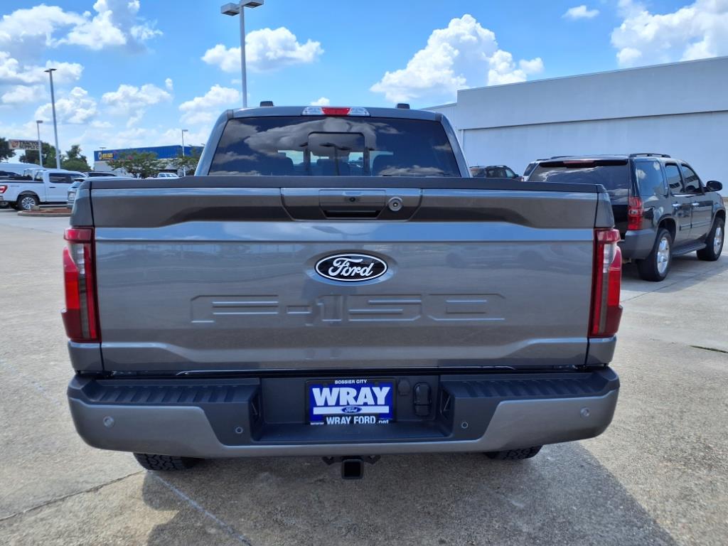 2025 Ford F-150 XLT photo 2
