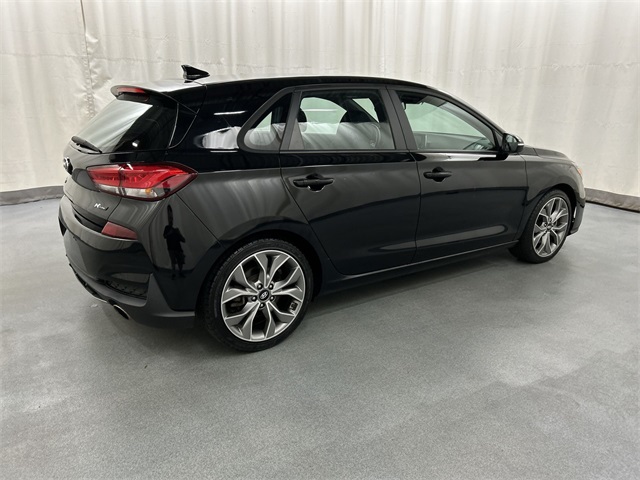 2019 Hyundai Elantra GT N Line photo 4