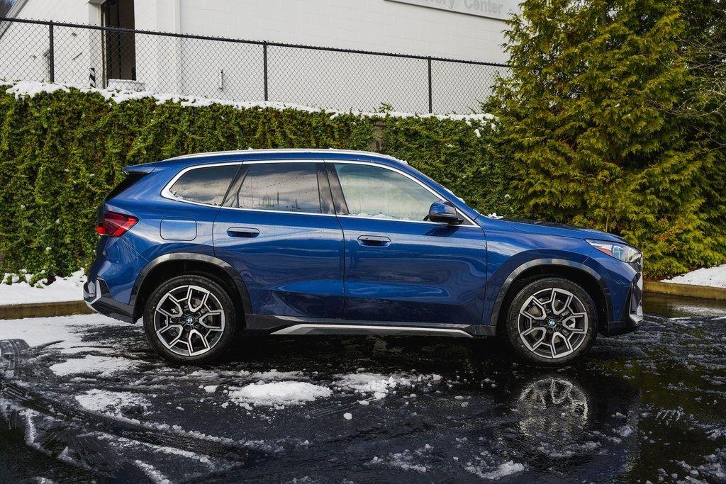 2025 Bmw X1 XDrive28i photo 2