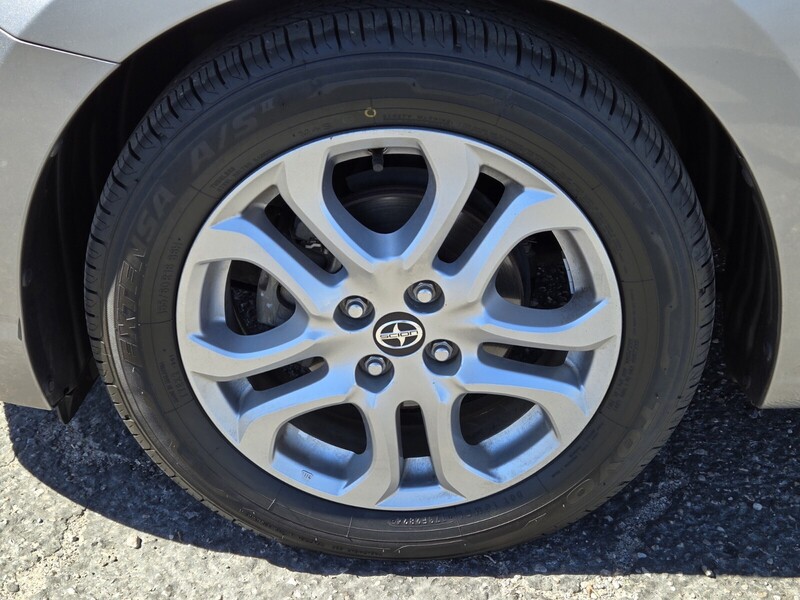 2016 Scion iA photo 7