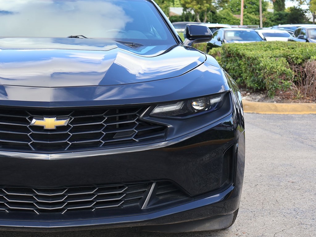 2023 Chevrolet Camaro 2LT photo 11