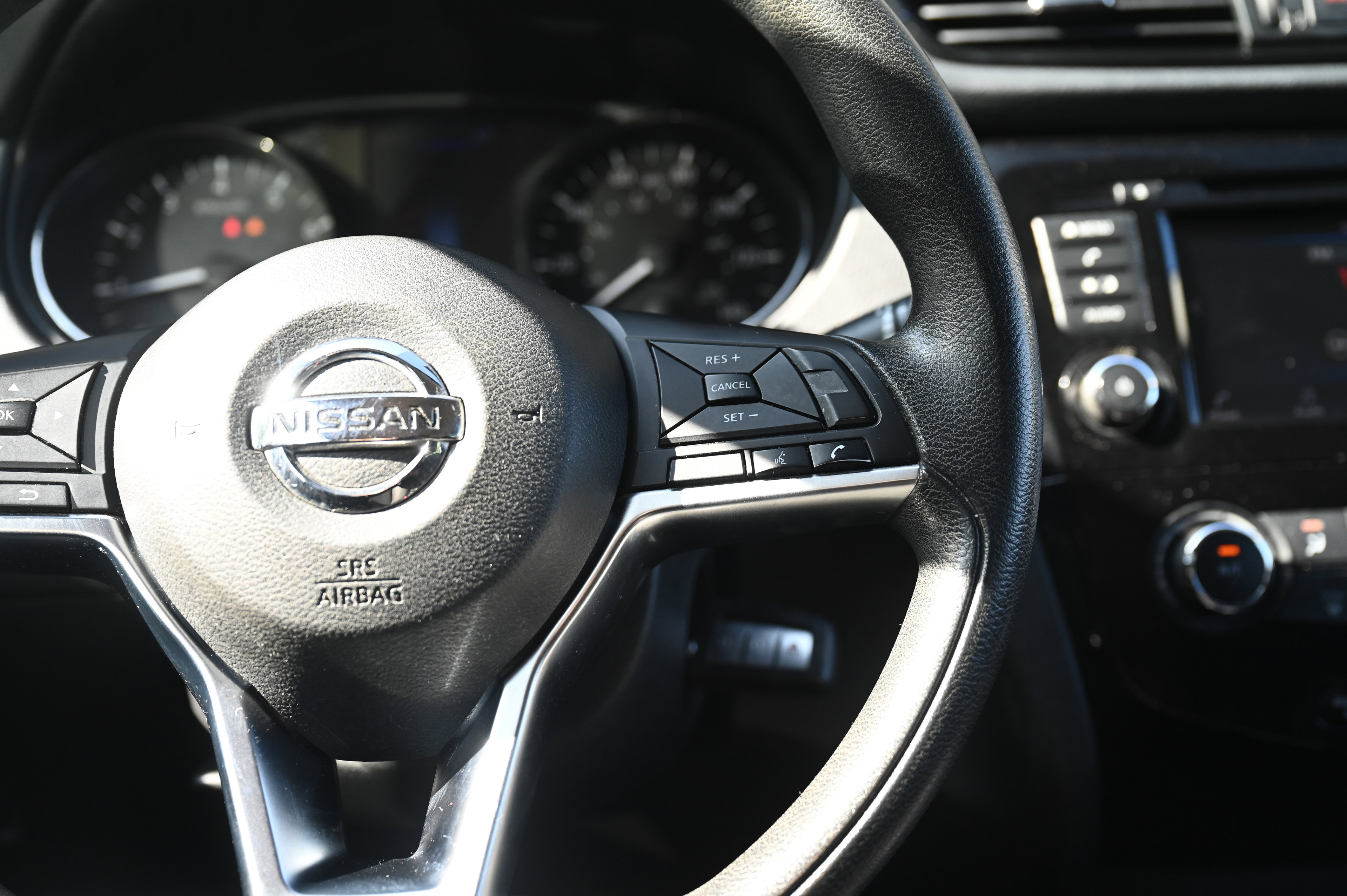 2019 Nissan Rogue Sport S photo 31
