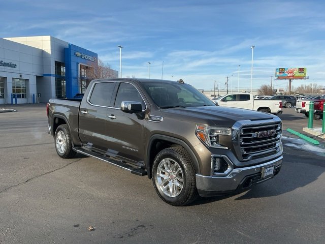 2019 GMC Sierra SLT's photo