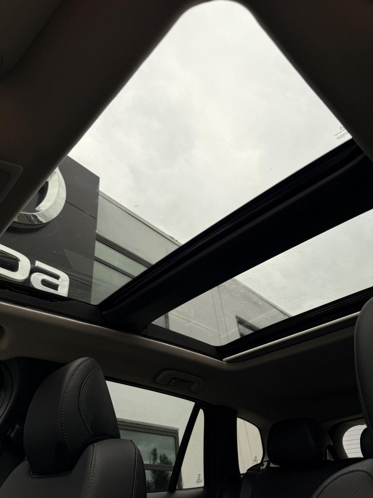 2025 Mazda CX-50 Premium photo 12