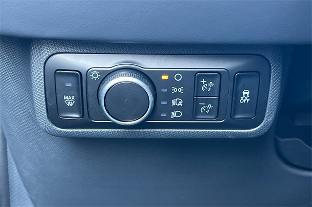2025 Ford Mustang Mach-E Select photo 30