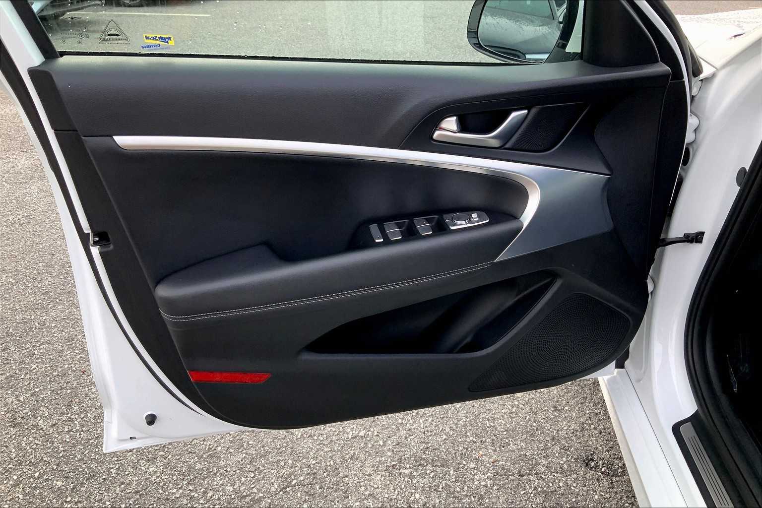 2023 Genesis G70 2.0T Sport Prestige photo 19