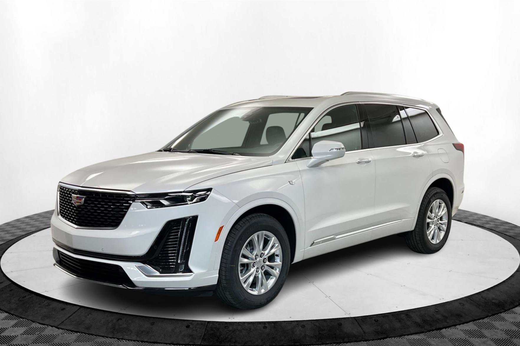 2025 Cadillac XT6 Luxury's photo