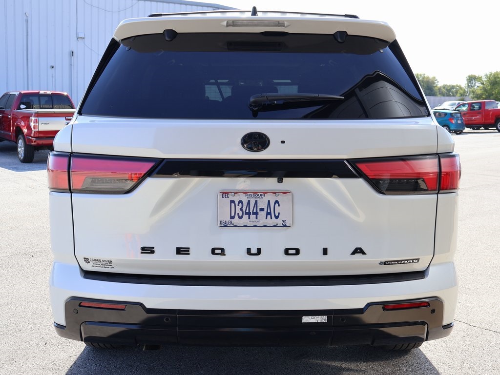 2025 Toyota Sequoia Platinum photo 4