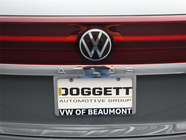 2024 Volkswagen Atlas Cross Sport SEL Premium R-Line photo 24