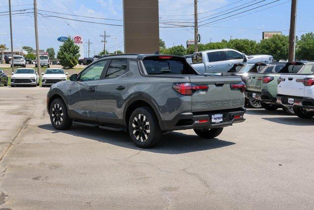 New 2025 Gray Hyundai SEL Activity FWD image 3
