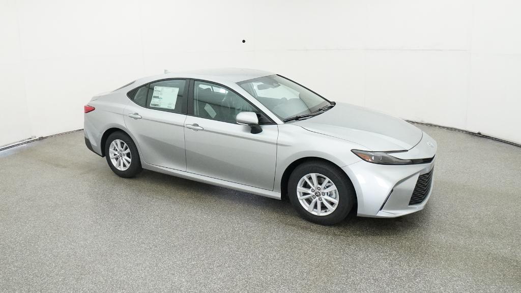 2025 Toyota Camry LE photo 26