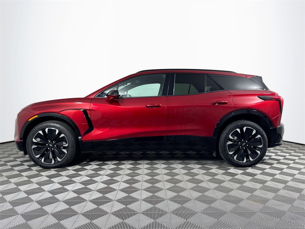 2024 Chevrolet Blazer EV RS photo 2