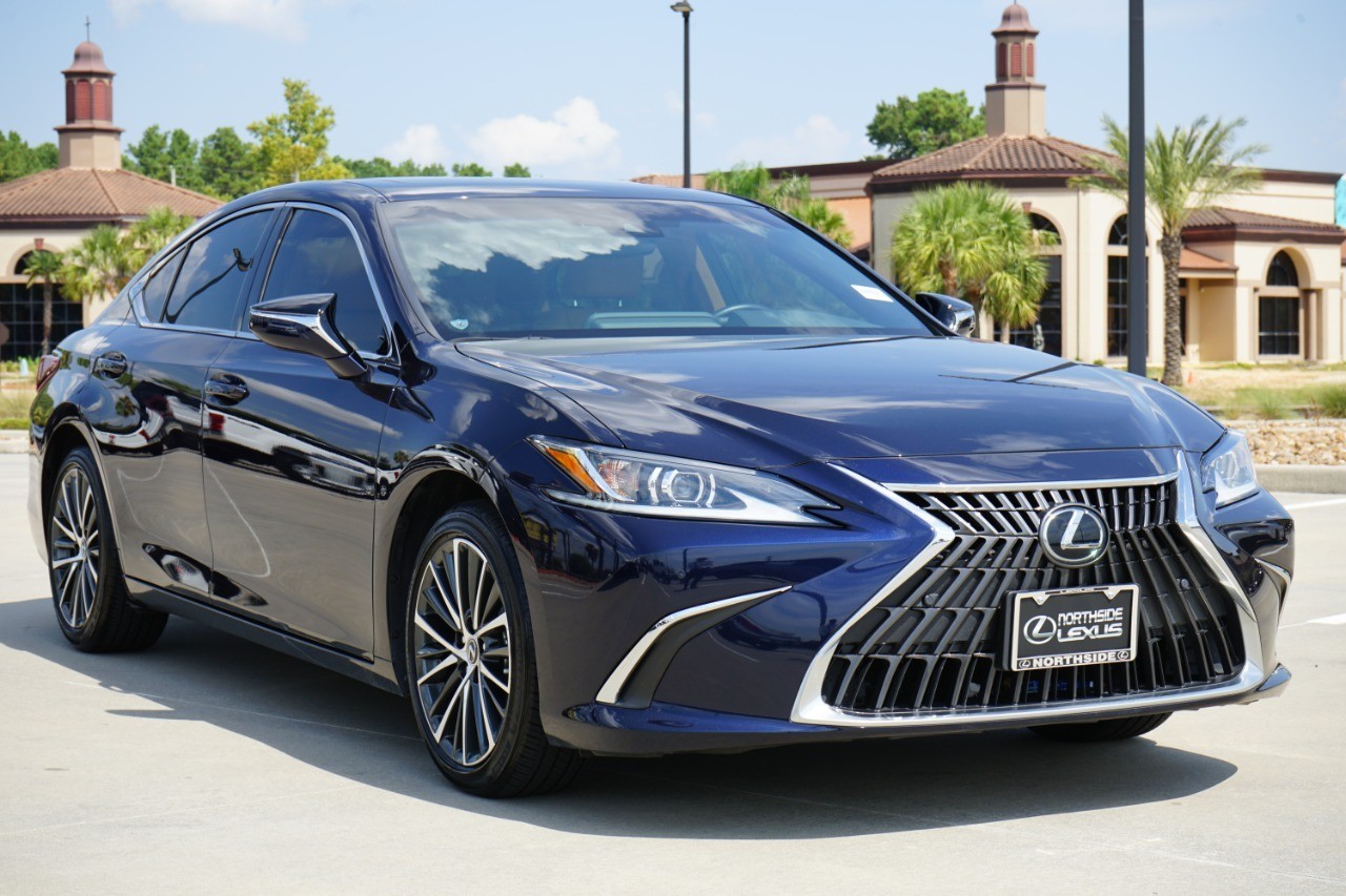 2025 Lexus ES 350 photo 3