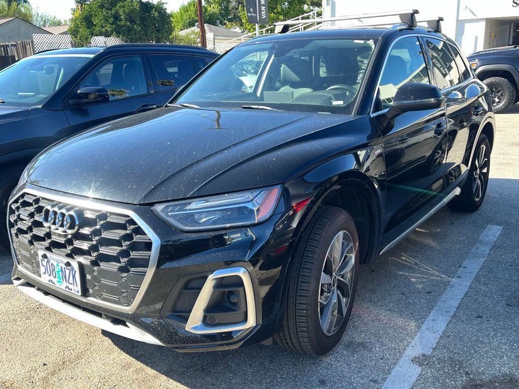2023 Audi Q5 45 S line Premium photo 2