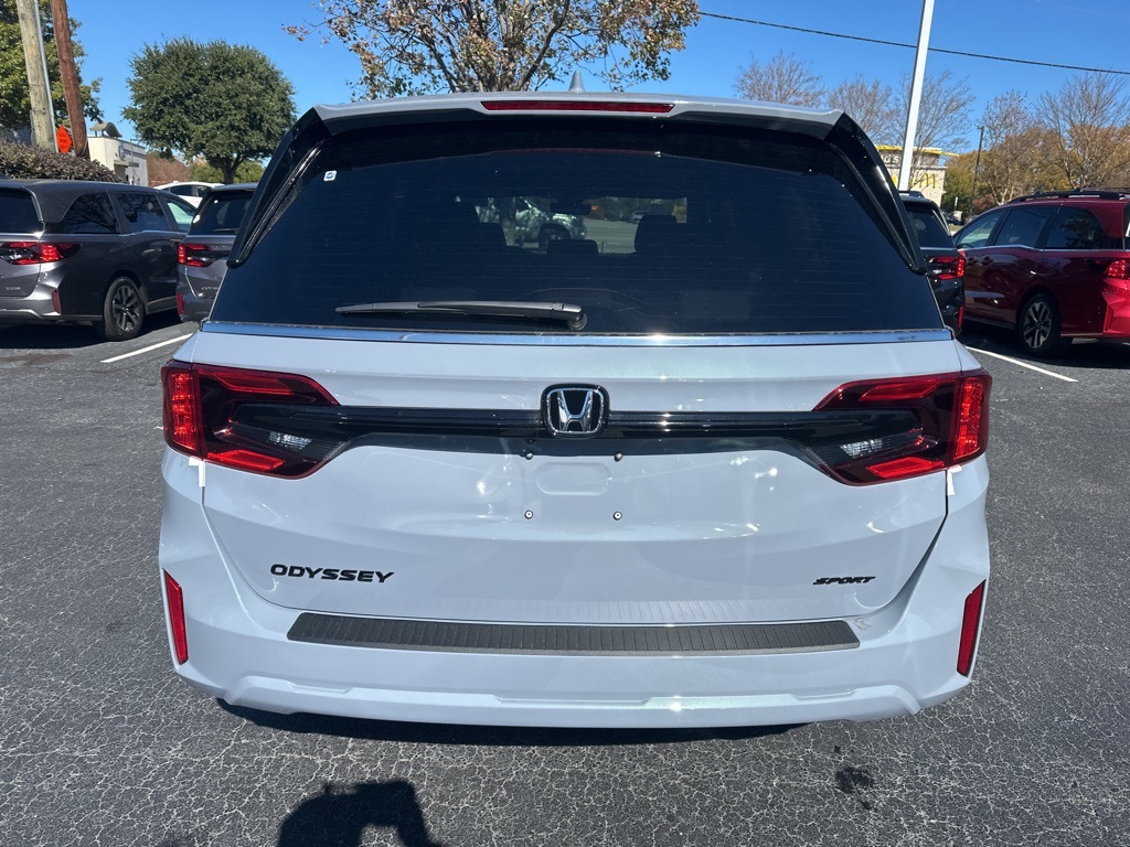 2026 Honda Odyssey photo 4