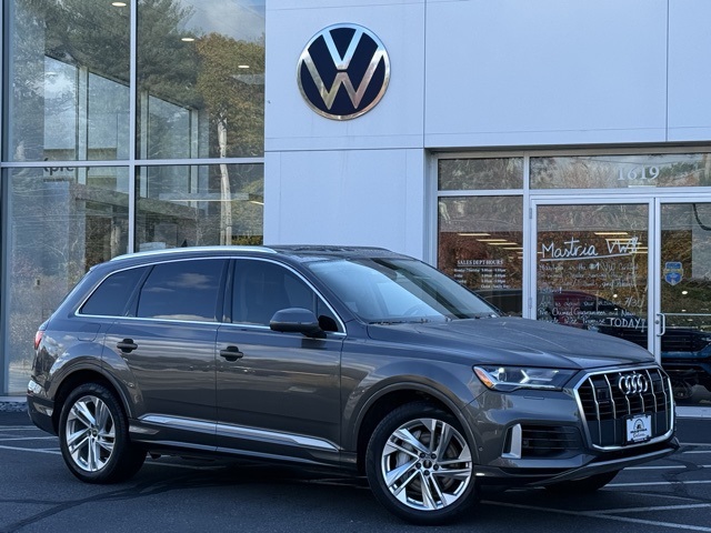 2022 Audi Q7 Premium Plus's photo