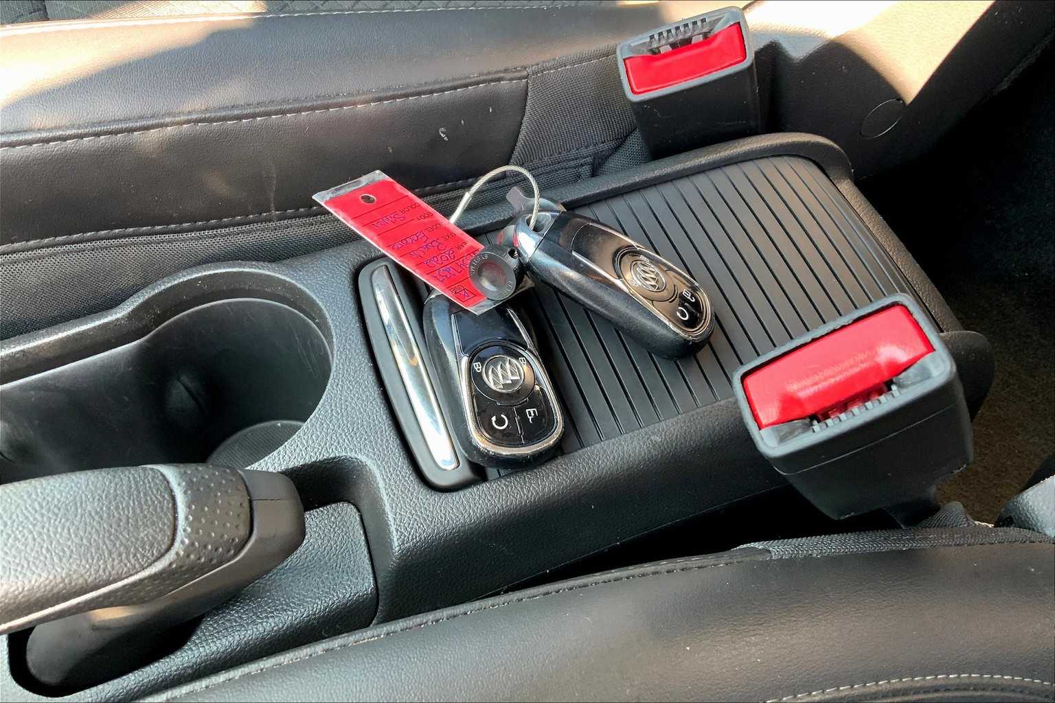 2022 Buick Encore Preferred photo 12