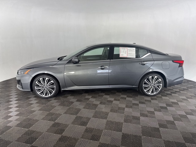 2024 Nissan Altima 2.5 SL photo 4
