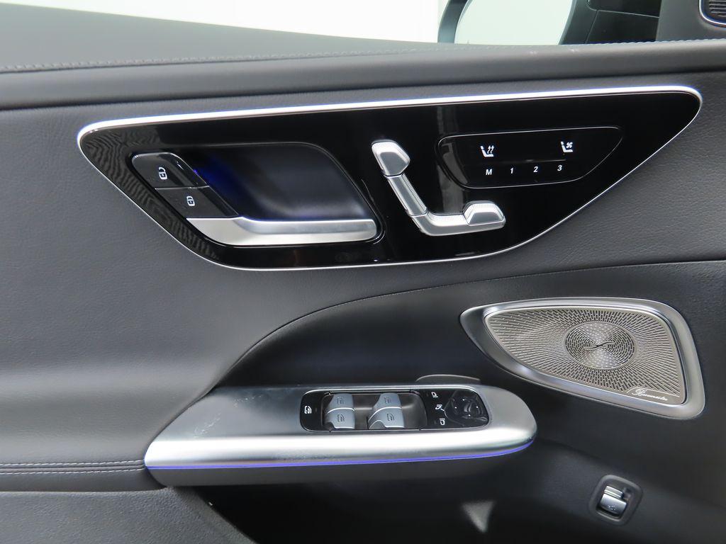 2025 Mercedes Benz C 300 4MATIC photo 22