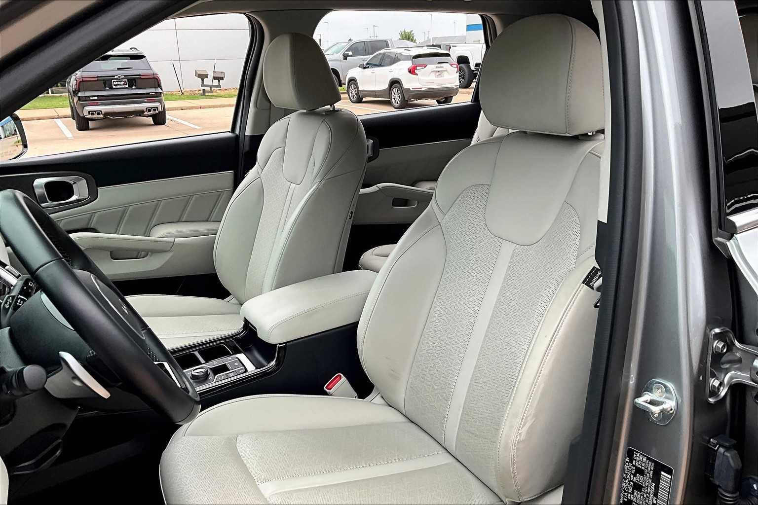 2022 Kia Sorento Plug-In Hybrid SX photo 7