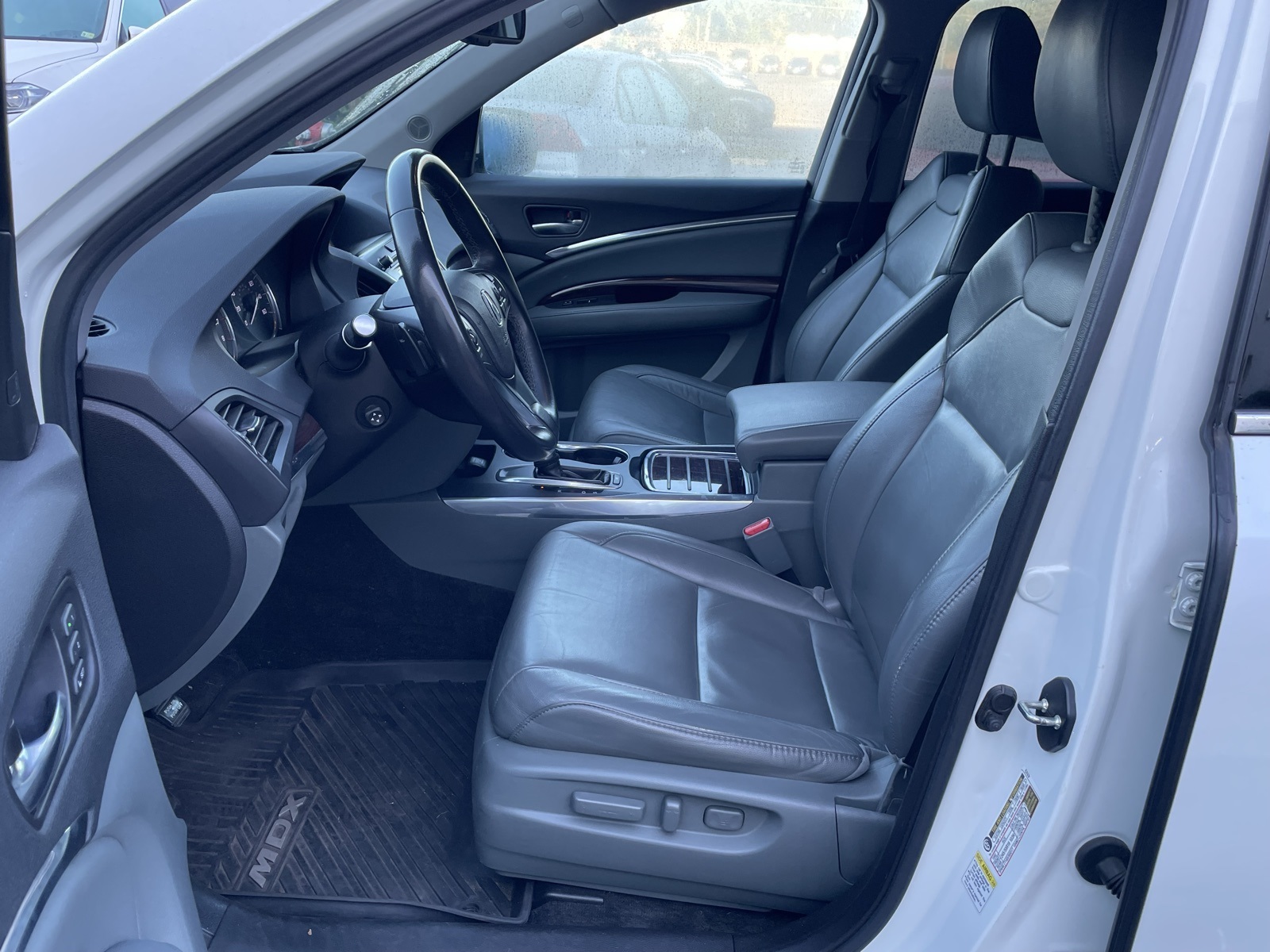 2014 Acura MDX Technology SH-AWD photo 6