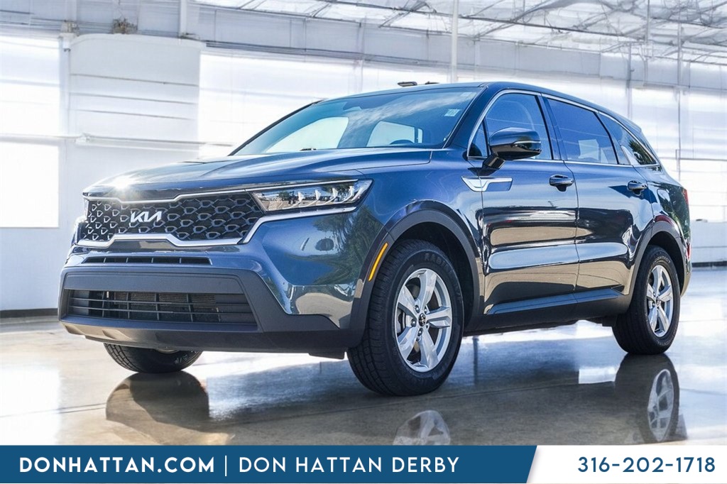 2023 Kia Sorento LX's photo