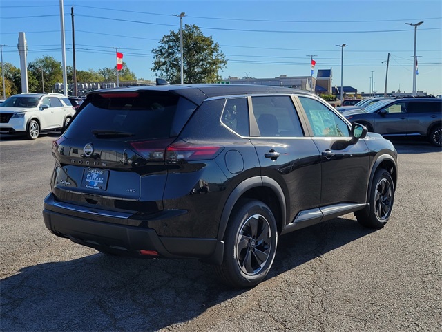 2026 Nissan Rogue SV photo 4