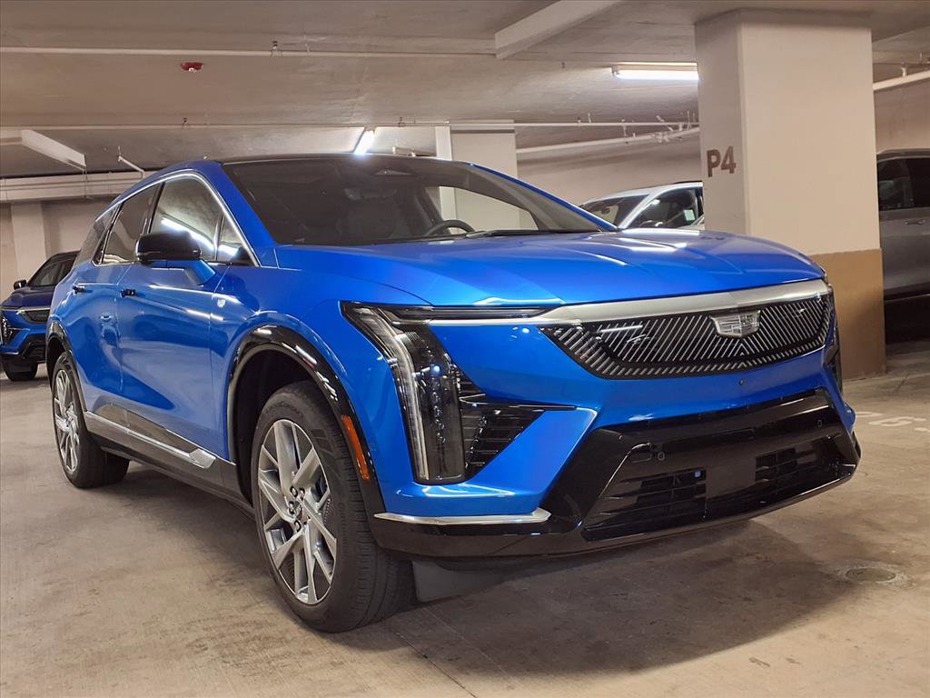 2026 Cadillac Optiq Luxury photo 3