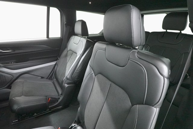 2025 Jeep Grand Cherokee Altitude X photo 24
