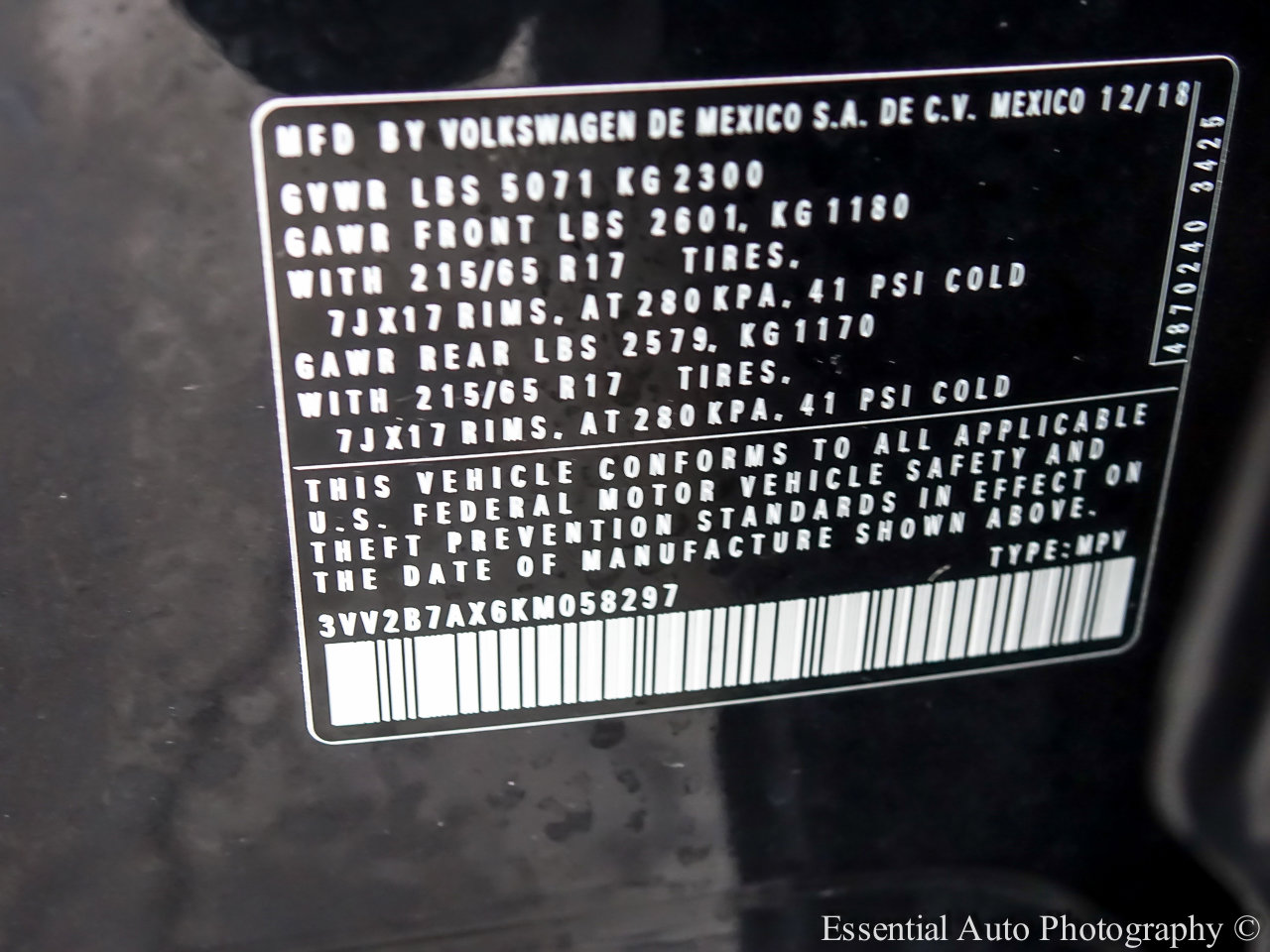 2019 VOLKSWAGEN TIGUAN - Image 25