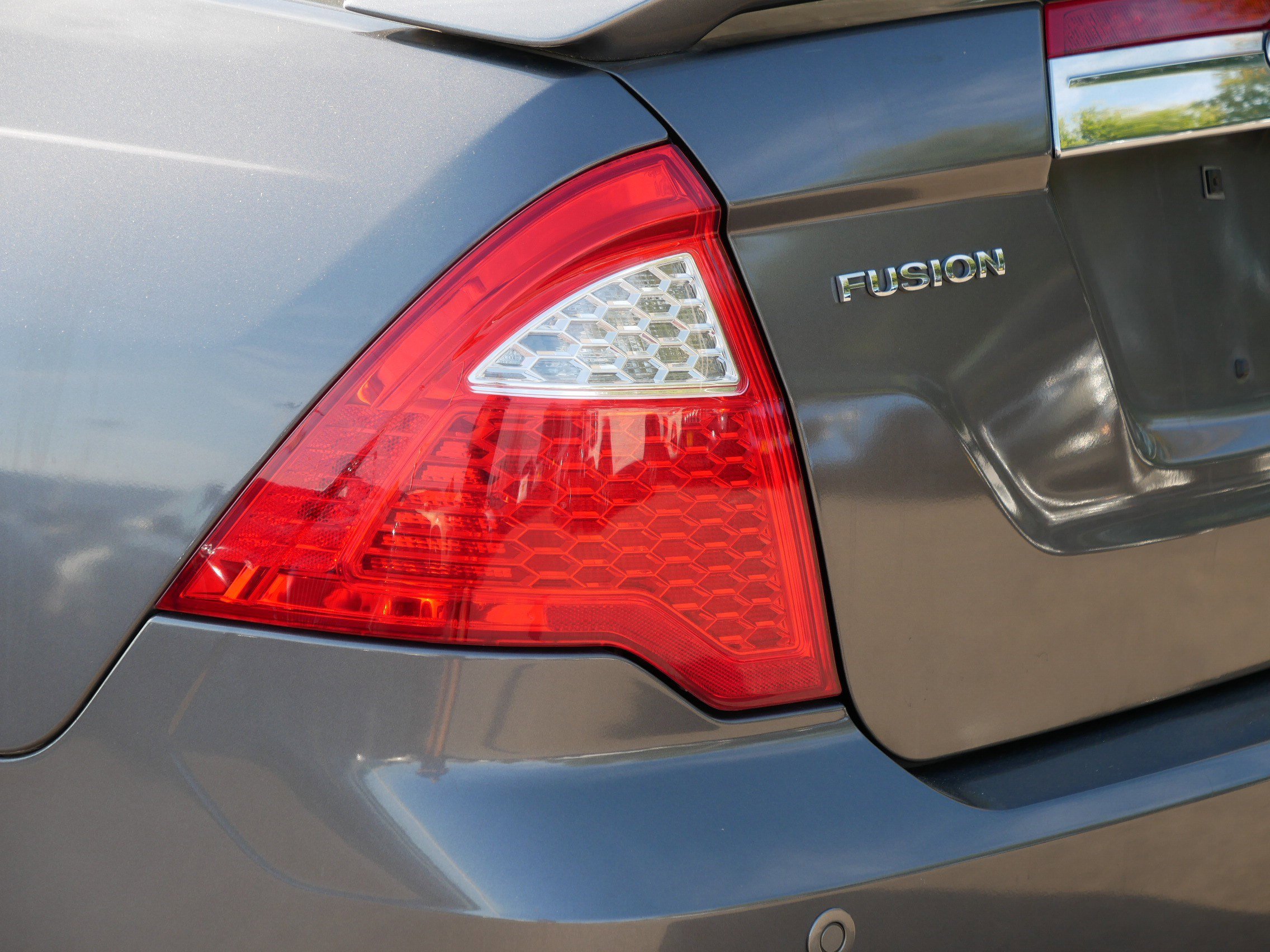 2012 Ford Fusion SEL photo 16