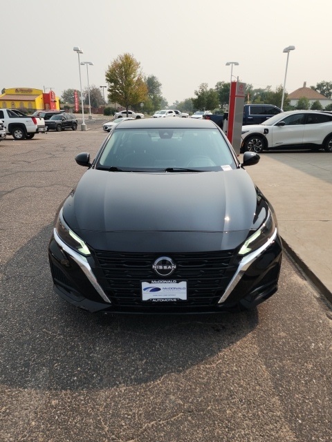2023 Nissan Altima 2.5 SV photo 8