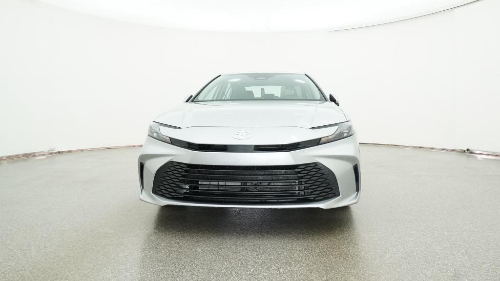 2026 Toyota Camry LE photo 2