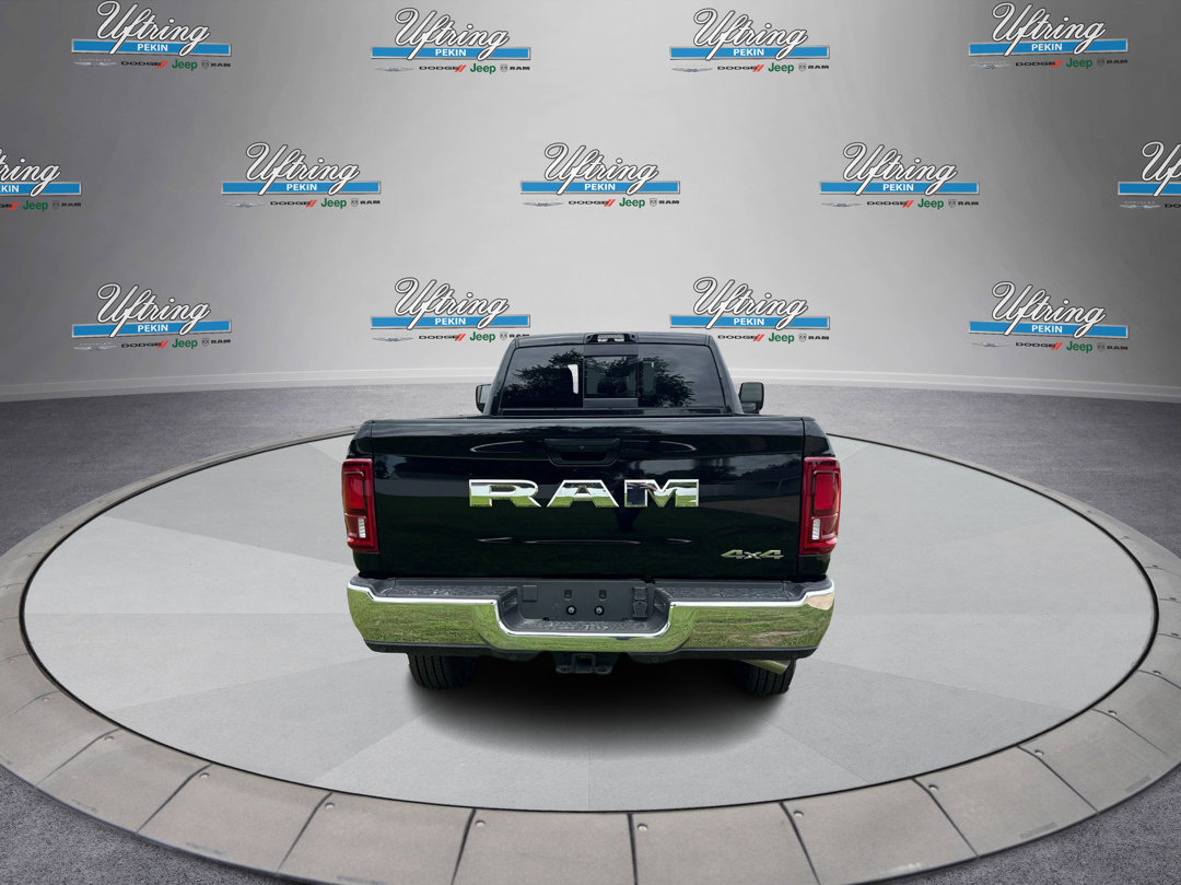 2025 Ram 3500 Tradesman photo 4