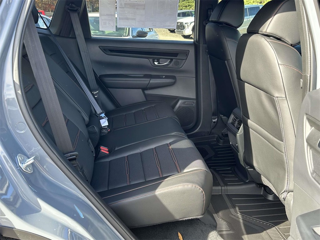 2026 Honda CR-V Hybrid Sport-L photo 3