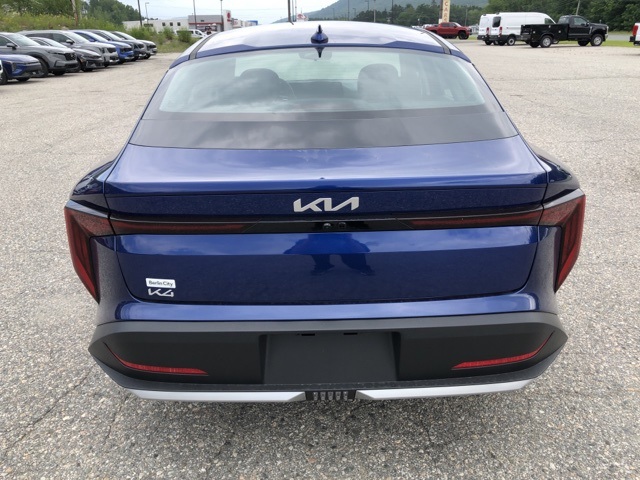 2025 Kia K4 LXS photo 4