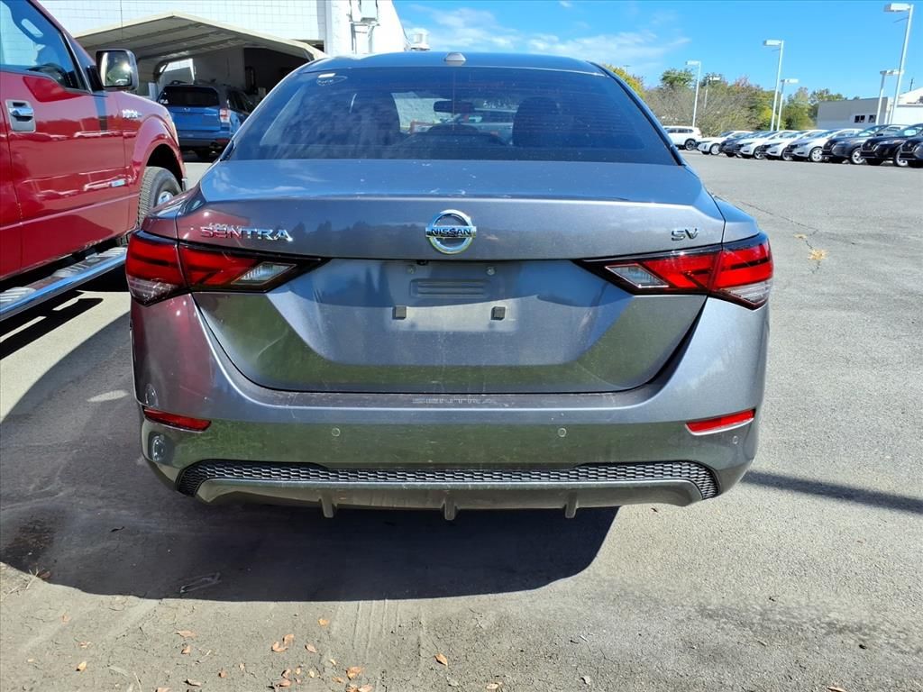 2022 Nissan Sentra SV photo 4