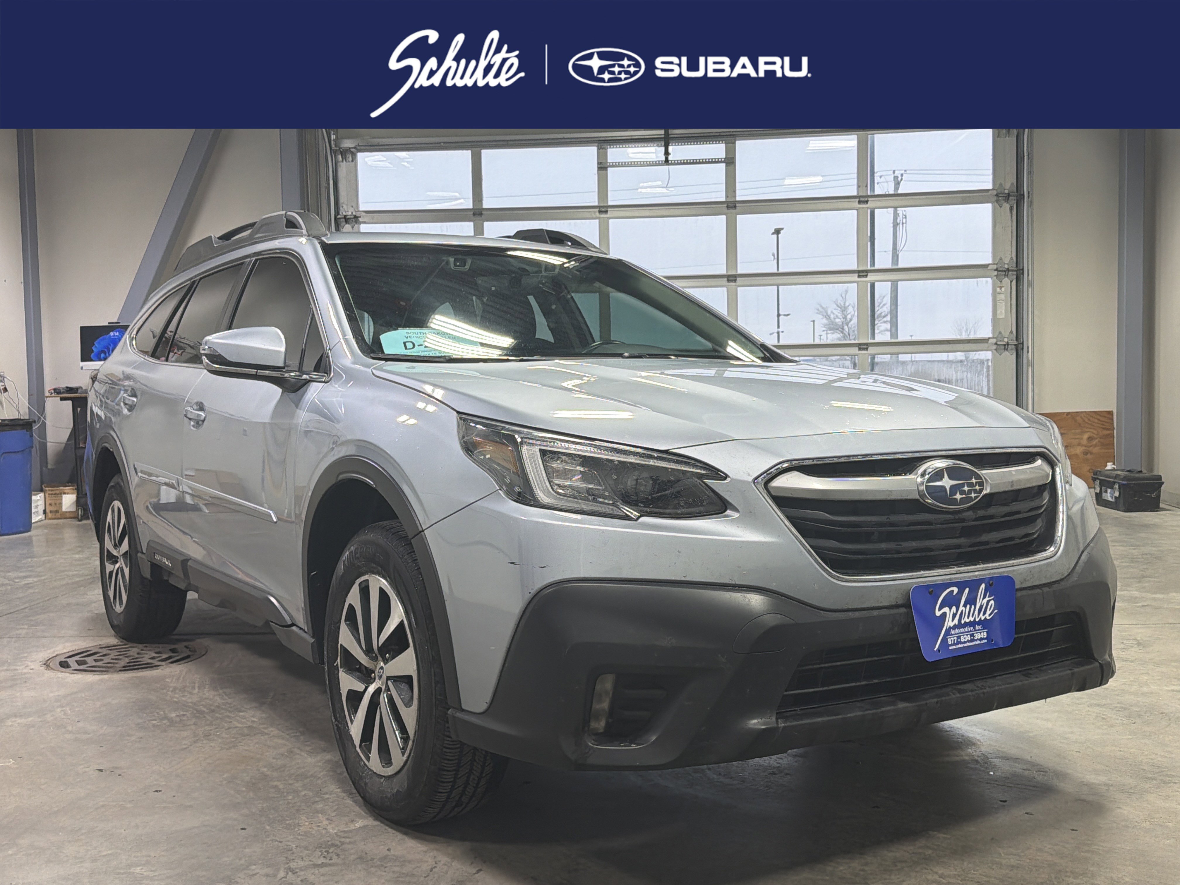 2020 Subaru Outback Premium's photo