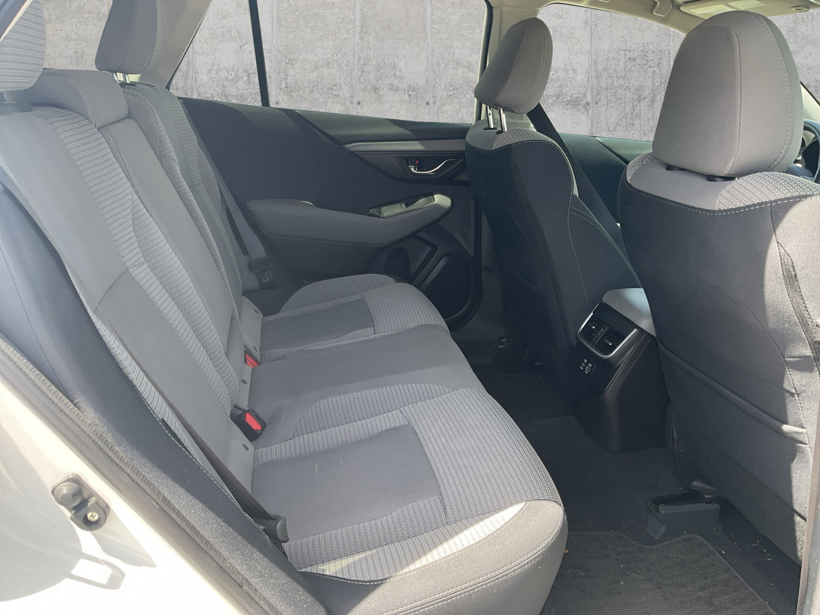 2023 Subaru Outback Premium photo 3