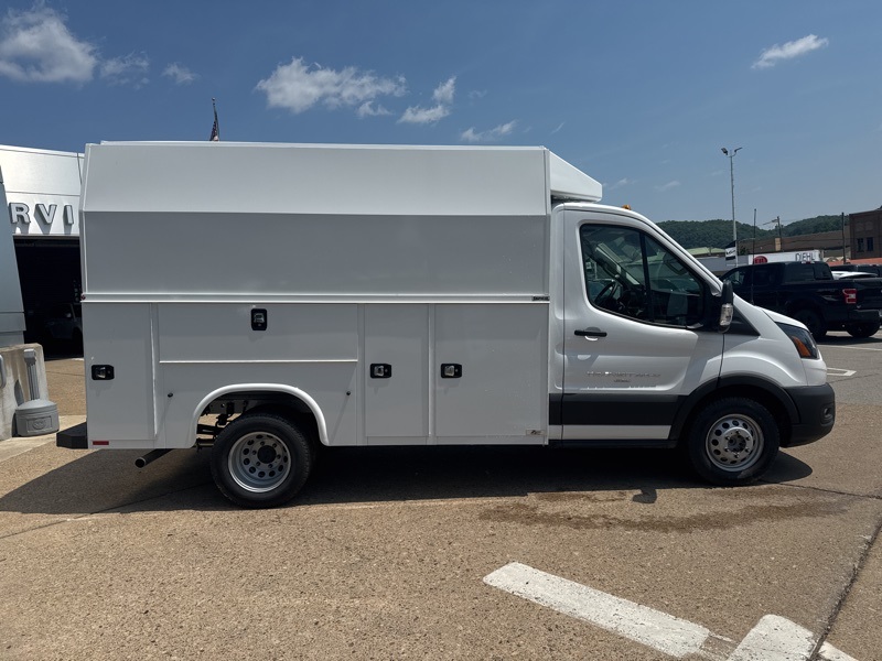 2024 Ford Transit photo 6