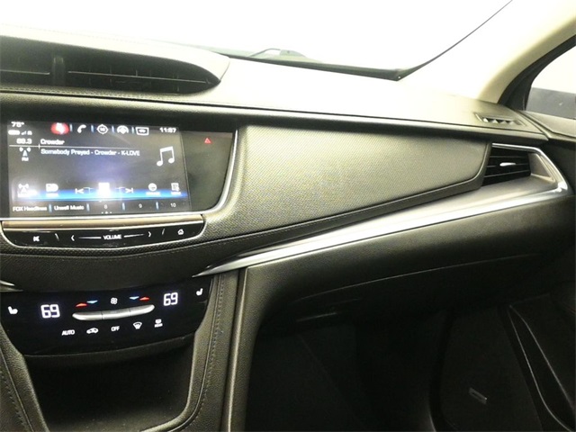 2018 Cadillac XT5 Luxury photo 12