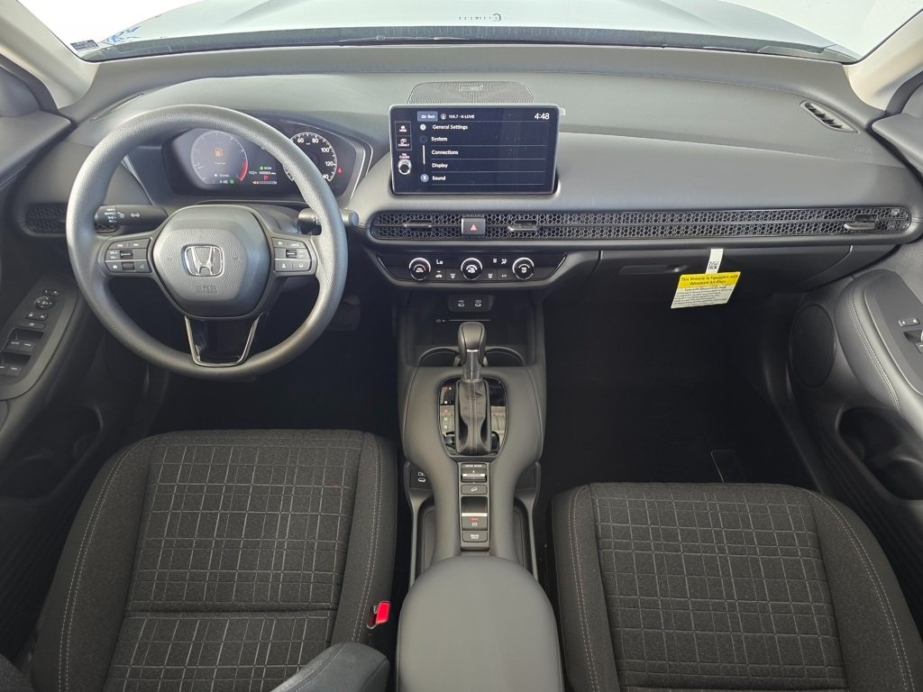 2026 Honda HR-V LX photo 4