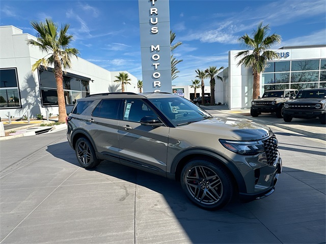 2026 Ford Explorer ST's photo