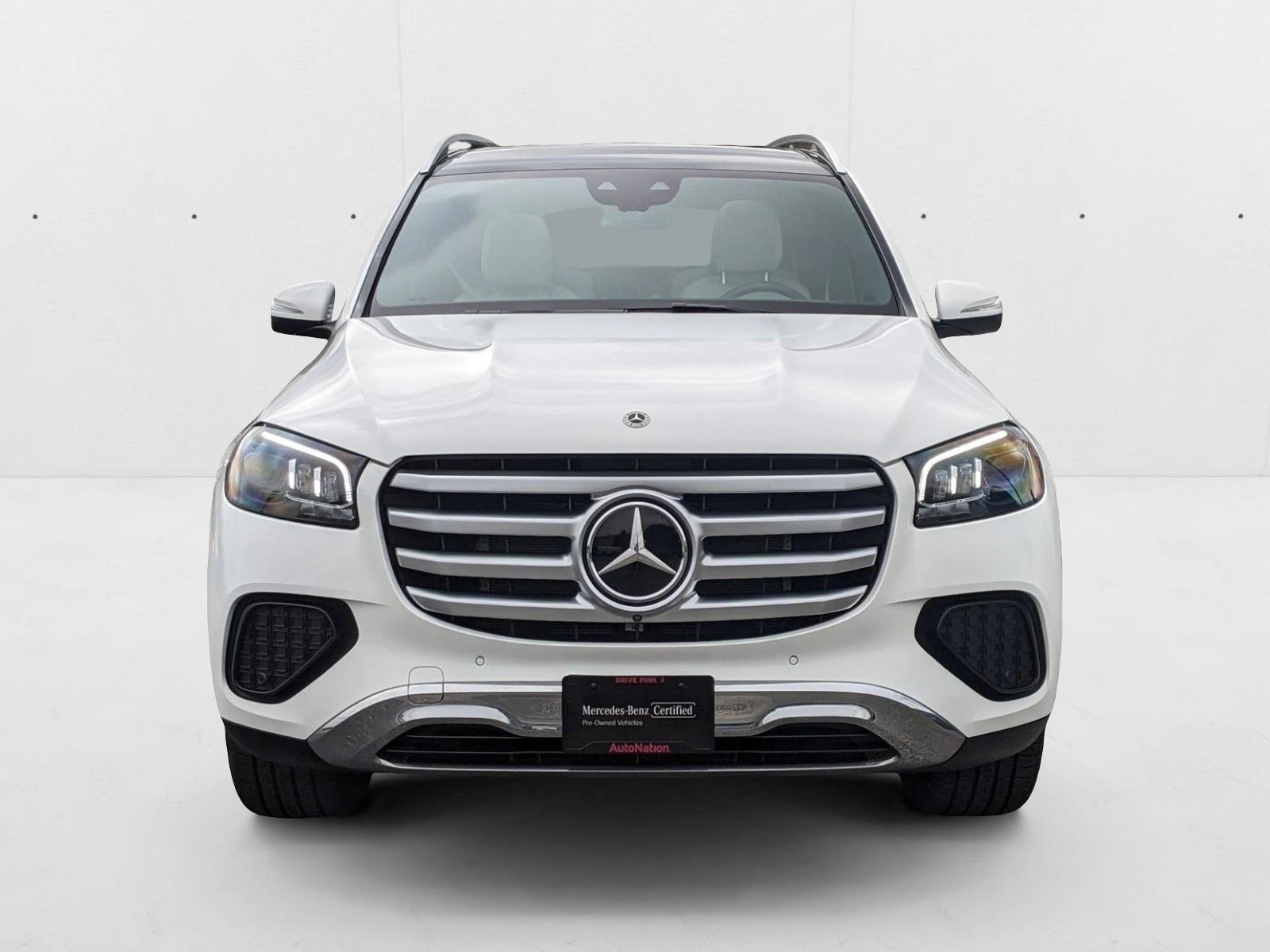 2024 Mercedes Benz GLS 450 4MATIC photo 2