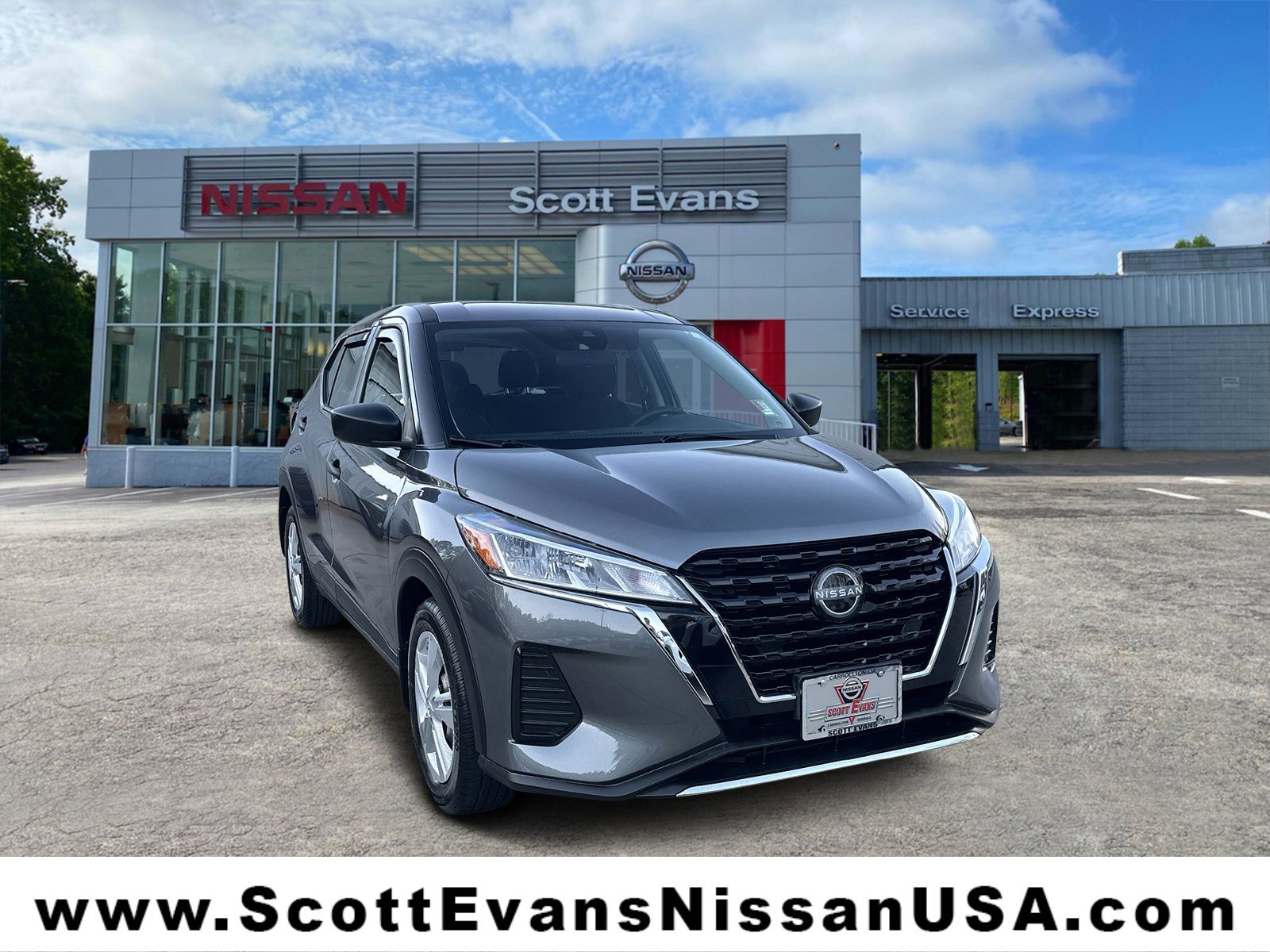 2023 Nissan Kicks S's photo