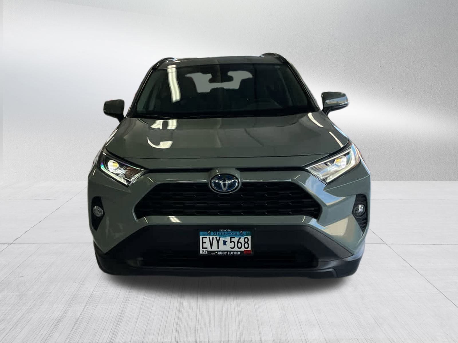 Used 2020 Toyota RAV4 XLE with VIN 2T3RWRFV4LW086233 for sale in Golden Valley, Minnesota