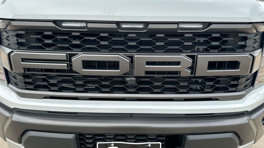 2023 Ford F-150 Raptor photo 31